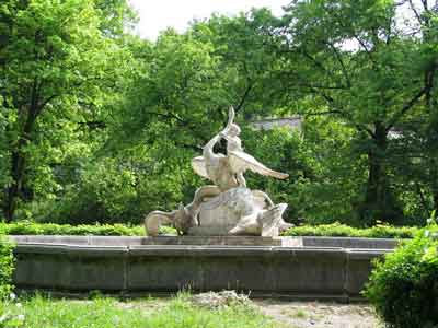 Stryiskyi Park Lviv Ukraine - Стрийський парк Львів